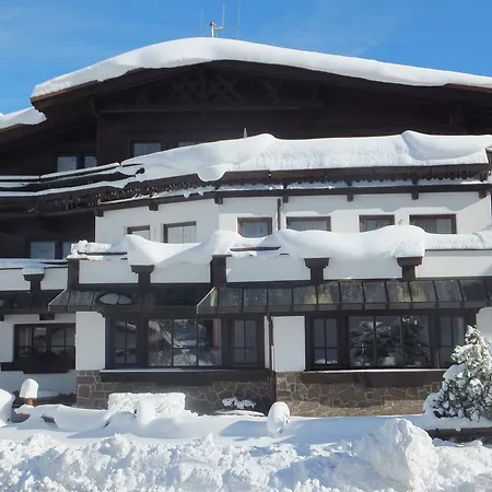 Guest house Garni Stefani 2*